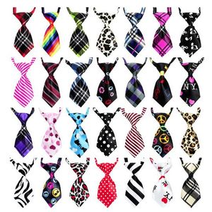 Pet Cat Dog Bow Tie Lots Mix Colors Toilettage Accessoires Réglable Chiot Bow Tie Produits Pet Bowtie Supplies GC2133