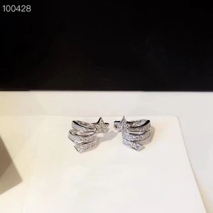 Ventas directas de fábrica de calidad superior diamantes de lujo mujeres Pendientes Espárragos vintage 925 aguja de plata reproducciones oficiales damas de moda adecuadas para un regalo exquisito