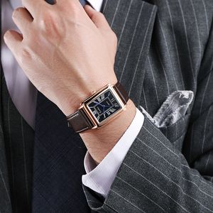 Calidad de fábrica Montre de Luxe Square Romano Relojes de cuarzo de cuero Mujeres Mujeres Mujeres Parejas ¡Relojes de pulsera clásicos de alta calidad de alta calidad