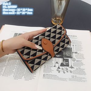 Factory Wholesale Dames Sacs d'épalsine 2 Joker Plaid Simple Paigne Long Small Contrast Contrast Coin Coin Purse Street Fashion Fashion Fashion Pliant Sac d'embrayage