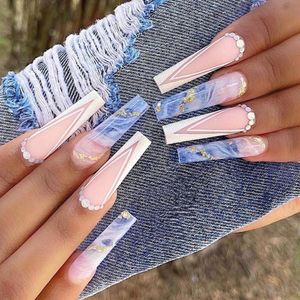 Uñas postizas 24 piezas Ballet largo en forma de V Francés con pegamento Mármol Mancha Diseño de diamantes de imitación Arte de uñas falso Prensa usable en puntas