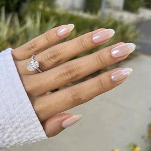 Faux ongles nacrés amande blanche faux couverture complète durable pour un port quotidien quotidien