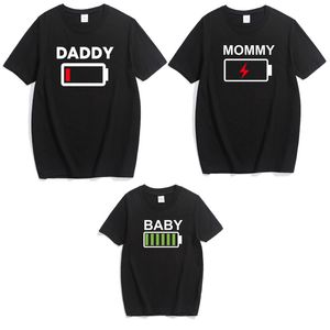 Famille correspondant vêtements Look tenue drôle batterie papa maman fille T-shirt pour papa maman moi bébé garçon