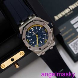 Famous AP Wrist Watch Royal Oak Offshore 15710ST Sports Men's Watch Steel Automatique mécanique Swiss Made Luxury Sports Watch Diamètre 42mm