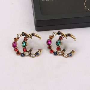 Célèbre G Letters Designer Dangle Boucles d'oreilles avec perle de cristal Big Long Ear Rings Bijoux Femmes Rouge Vert Blanc Jaune Coloré Pierre Boucle d'oreille Boucles d'oreilles