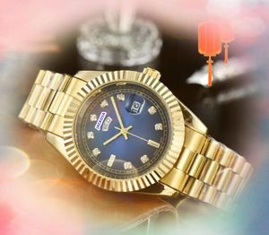 Famoso estilo unisex diseñador reloj de lujo de lujo Diamantes de cristal DOT BEBEL Men relojes Mujeres Quartz Gran Dial Dial Ladies Quartz Watch Wholesale