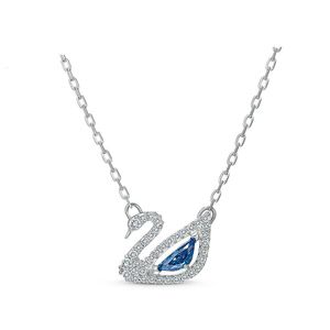 mode 14K Gold Swan Womens battant coeur Diamond Diamond Pendant Designer Collier Ins Style Collier Émotionnel Gift Bijoux pour les femmes exprime leur amour 2024 000