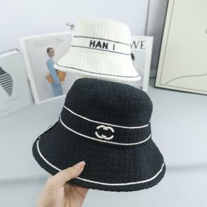 Moda Bucket Hat Cap para mujeres Hombres Gorras de béisbol Beanie Casquettes Negro Blanco Pescador Cubos Sombreros Patchwork Alta calidad Otoño Invierno Sombreros de ala ancha 24 Estilo