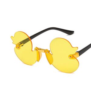 Mode enfants lunettes de soleil sans monture dessin animé canard forme parasol Anti-ultraviolet lunettes fête lunettes décoratives pour enfant