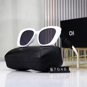Lunettes de soleil de styliste classiques pour hommes et femmes, lunettes de soleil de luxe polarisées, surdimensionnées, UV400, monture PC, lentille Polaroid S7048