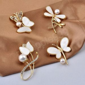 Mode mignon femmes perle fleur papillon insectes broche robe de mariée manteau épingles cadeaux veste sac à dos bijoux accessoires