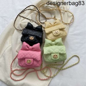 Diseñador de moda Niños Niñas Bolsos Niños Pequeños Preciosos Bowknot Bolsas de hombro Mini Flip Pu Messenger Crossbody Bolso de mano Mujeres Señoras Tote Embrague Monedero Monedero