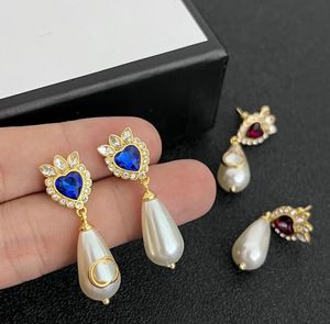 Diseñador de moda Pendientes largos de perlas colgantes Pendientes de araña Stud Mujeres Corona de diamantes Pendientes colgantes de corazón Gota para el oído con caja