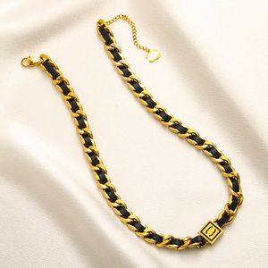 Diseñador de moda Collar Colgante Cadena gruesa Hombres Mujeres Chapado en oro Joyería de acero inoxidable Marca Carta Collares Joyería de boda Regalo