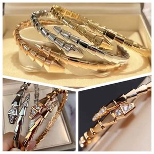 Diseñador de moda Hueso de serpiente Pulsera de diamantes Pulsera de joyería de diseñador para mujer Pulsera de serpiente de un solo círculo estrecho de acero inoxidable Brazalete de pulseras de oro de 18 quilates de lujo