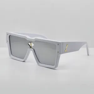 .Pesigners de mode Millionaires Designer pour mâles Lunettes de soleil surdimensionnées surdimension