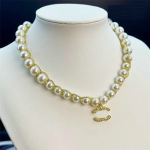 Collar colgante de diamantes de moda, joyería de diseñador, gargantilla para mujer, regalo de boda, collar de perlas de marca, collares chapados en oro de 18 quilates