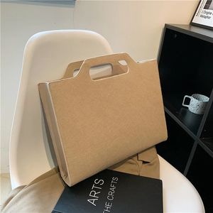 Bolso de mano de fieltro de moda Primavera Verano Bolso simple para computadora portátil Compras Maletín sólido para mujeres Dropshiping 240308