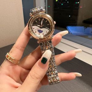 Fashion Lady Watches Diseñador de marca 32 mm Women Watch Watch Band de acero inoxidable de alta calidad Quartz Impload Wristwatches para mujer Regalo de cumpleaños de Navidad