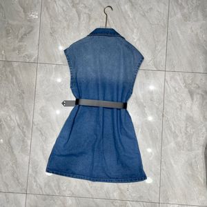 Moda de lujo Diseñador Denim Vestido de mujer Moda Cinturón a juego Chica Falda delgada Verano Playa Falda de calle Negro Azul Tamaño S-L