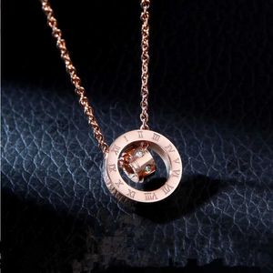 Fashion New Womens Luxury Designer Collier Pendentif Japon et Corée du Sud Vente Simple Polyvalent Filet Rouge Double Anneau Diamant Romain Perle De Transfert Or Rose Court