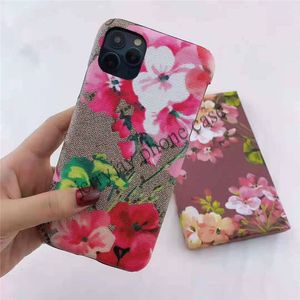 Étui à fleurs rose rouge à la mode pour iPhone 15 15pro 15promax 14pro max 14 13promax 13 12 12mini 12pro 11promax XsMax 11 XR xs Couverture arrière de style coque de téléphone personnalisée peinte