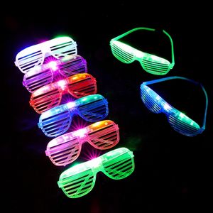 Forma de persianas de moda LED Gafas intermitentes Iluminan juguetes para niños Suministros de fiesta de Navidad Decoración Gafas brillantes i0713