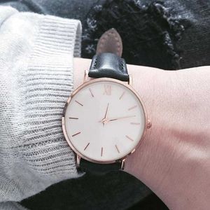 Fashion Simple es For Women Casual Leather Ladies Watch Femme Horloge