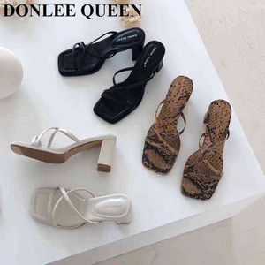 Mode serpent motif sandale pantoufles femmes talon haut tongs sans lacet diapositives bande étroite chaussures été élégant Sandalias Mujer Y220301