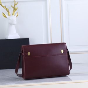 Tendances de la mode Sac à bandoulière pour femme de style rétro classique Sac à bandoulière Bandoulière réglable En cuir Élégant simple Sac Carrie bbbag 579271