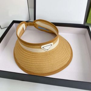 Mode Visières Paille Sunhat De Luxe Designer Visière Hommes Femmes Chapeaux Casquettes Seau Chapeau Haute Qualité Large Bord Cap Summer Beach Resort 3 Couleurs