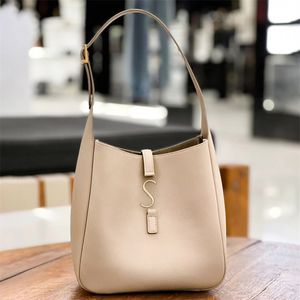 Fashion Woman Sac à épaule Designer de qualité de fin de semaine Top Quality Cross Body Travel Underar Sac Luxury Hands Purse Mens Mens Black Shopping en cuir en cuir Sacs Hobo