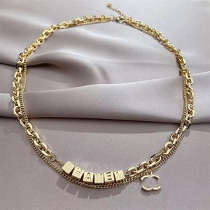 Moda mujer lujoso diseñador collar gargantilla colgante cadena 18k chapado en oro acero inoxidable letra cuadrada collares joyería de boda accesorios A444