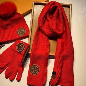 Moda lana tendencia sombrero bufanda conjunto superior lujo sacoche sombreros hombres y mujeres modas diseñador chal bufandas de cachemira guantes adecuados para libélulas de invierno 54qK #