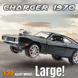 Fast Furious 7 Dodge Charger R/T 1/24 Diecast Alloy Miniatura Modelo de coche de juguete Pull Back Sound Light Colección Regalo para niño 240306