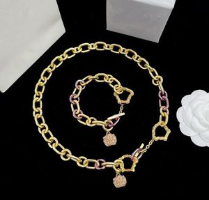 Femme Conçu En Laiton Chaîne Épaisse Collier Bracelet Ensembles Grèce Motif Banshee Méduse Portrait Hiphop Punk Anniversaire Fête Fête Cadeaux Designer Bijoux MS6 --02