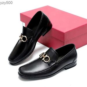 Feragamo Ferra Zapatos de hombre Zapatos de vestir formales Masculino Cuero Genuino Elegante Traje negro Zapatos Diseñador Mocasines de oficina casuales para hombres N91E