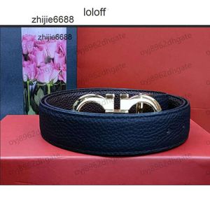 Ferra Ferragmo Fashion Smooth Leather Belt Luxury Belts Designer For Men Big Buckle Nouveau grain de lychee 3,3 cm Chasteté mâle Top Feragamos Mens Wholesale 2023 XB6A W0ll