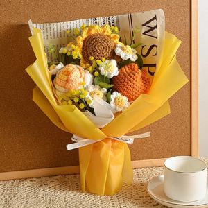 Fleurs tricotées finies Sunflower Gift Mothers Dade Crochet Bouquet Creative Birthday Gift fait à la main 240422