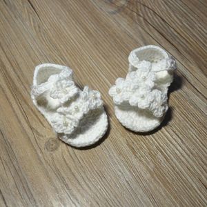 Primeros caminantes QYFLYXUEQYFLYXUE-Zapatos de bebé de ganchillo niña flores blancas chanclas zapatos para niños primeros