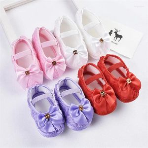 Primeros caminantes Zapatos de bebé de suela blanda para princesas adecuados para niños de 0 a 1 año.Ideal primavera y otoño.Diseño de lazo para niñas de 3-6-9 años