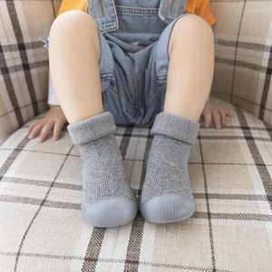 Chaussettes et chaussures épaisses pour enfants, premiers pas d'hiver, Super chaudes, enneigées, de haute qualité, pour garçons et filles