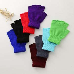 Cinq doigts Gants 1Pair Solide Demi-doigt sans doigts sans doigts pour femmes et hommes tricot de poignet en coton en coton hiver chaleureux