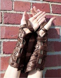 Guantes de cinco dedos Renacimiento medieval Steampunk Guantes y brazaletes de piel sintética para hombres y mujeres Larp Cosplay Accesorios de caballero vikingo 230426