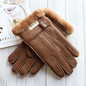 Guantes de cinco dedos Guantes de piel de oveja Guantes de invierno gruesos para hombres Cálido Tamaño grande Al aire libre A prueba de viento Costura a mano fría Guantes de dedo de cuero cosidos 230906