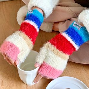 Gants à cinq doigts d'hiver arc-en-ciel tricotés demi-doigts en polaire de vison doux et chaud à rayures en peluche sans doigts pour femmes mitaines à poignet long décor 231118