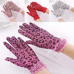 Guantes de cinco dedos Mujeres Verano Transpirable Protector solar Estampado de leopardo Ciclismo Guante de conducción Rendimiento Deportes de moda