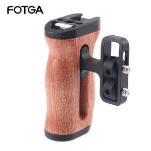 Diffuseurs de flash FOTGA Universal DSLR Camera Cage Poignée latérale pour mini poignée en bois 14 vis Cold Shoe Pography 230626