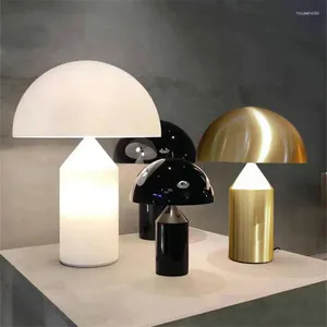 Lampadaires Oluce Atollo Lampe Noir Blanc Or Creative Champignon Métal Pour Chambre Étude Salon Décoration Lit Côté