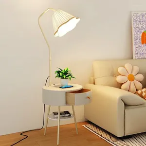 Lampadaires LED rechargeables sans fil pour salon abat-jour en rotin lampe sur pied chambre lampe de chevet décoration de la maison